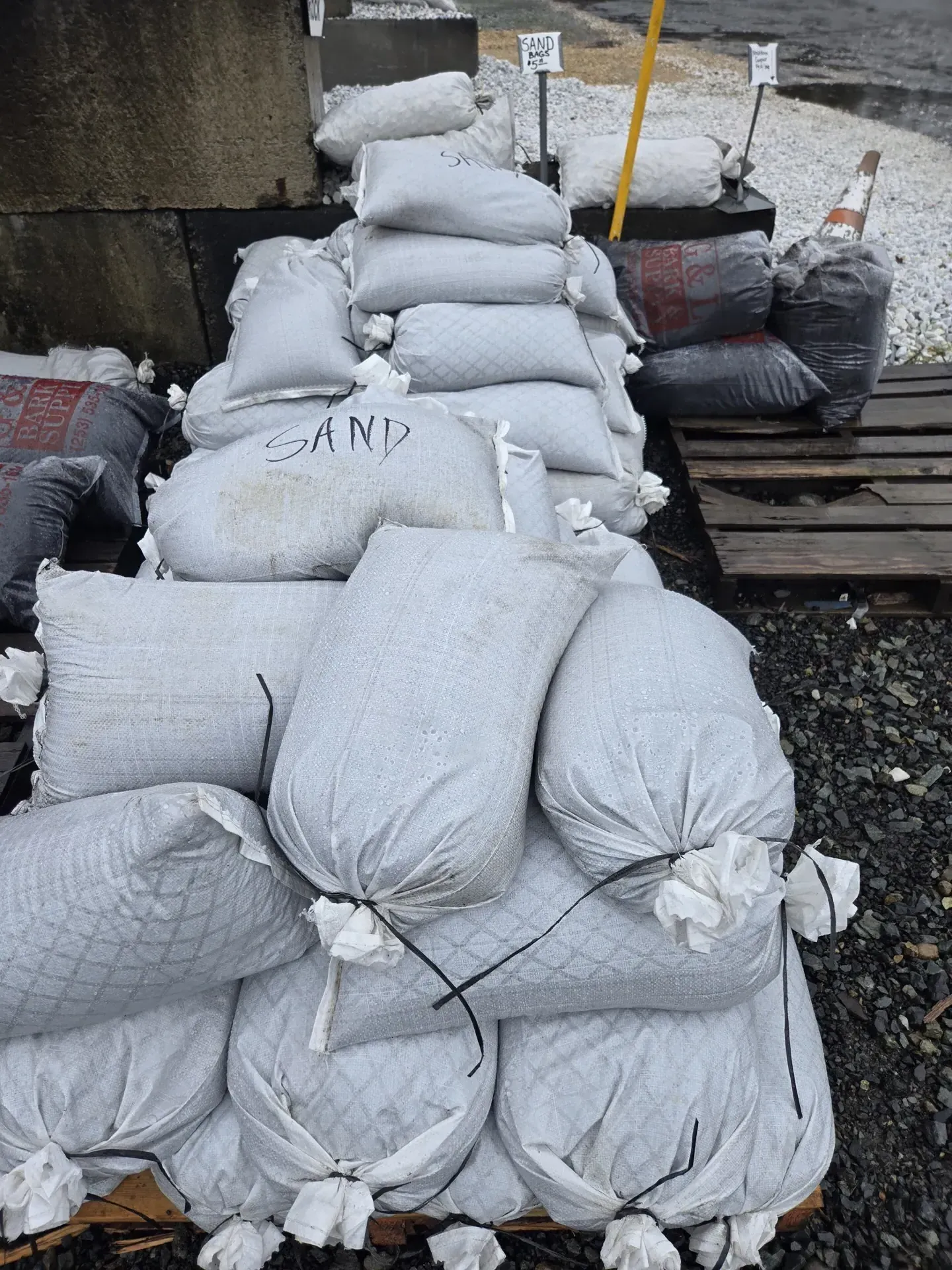 Utility Sand — G&L Bark & Supply